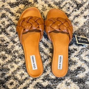 Steve Madden Women's Brown Braided Sandals, NWT size 8